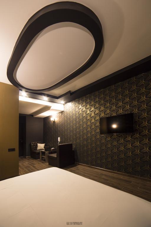 Voyage Hotel 예레반 외부 사진